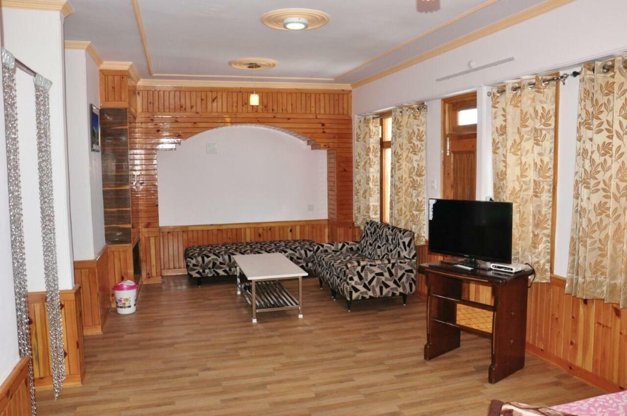 Sara Hotel Нарканда Экстерьер фото